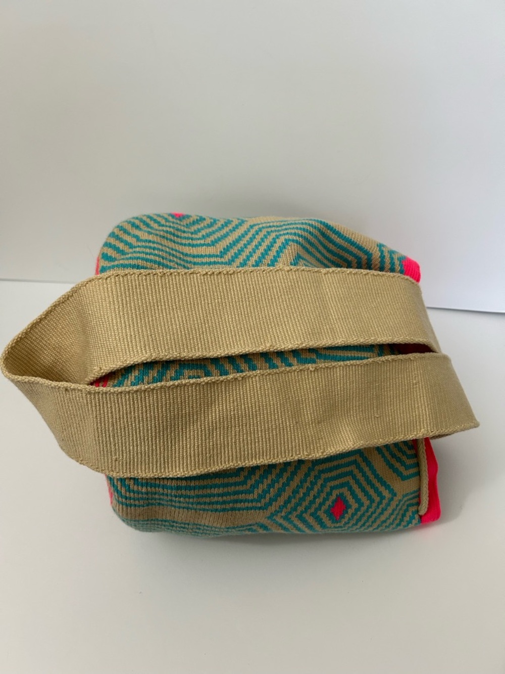 Sophie Anderson - Lilla Pom Pom Bucket Bag - Picture 9 of 12